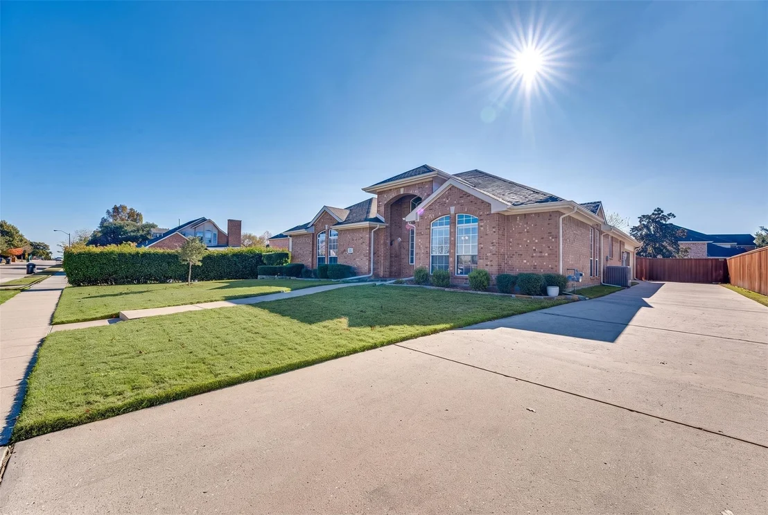 Photo of 316 Mimosa Drive