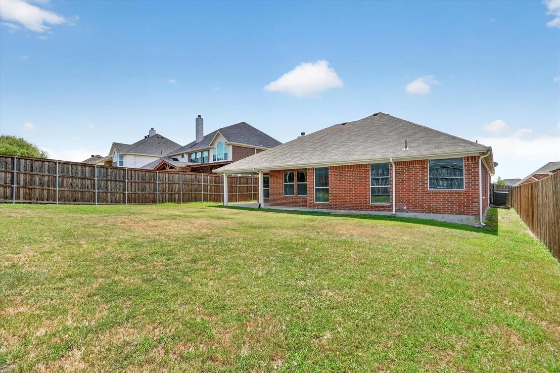Photo of 817 Peach Lane