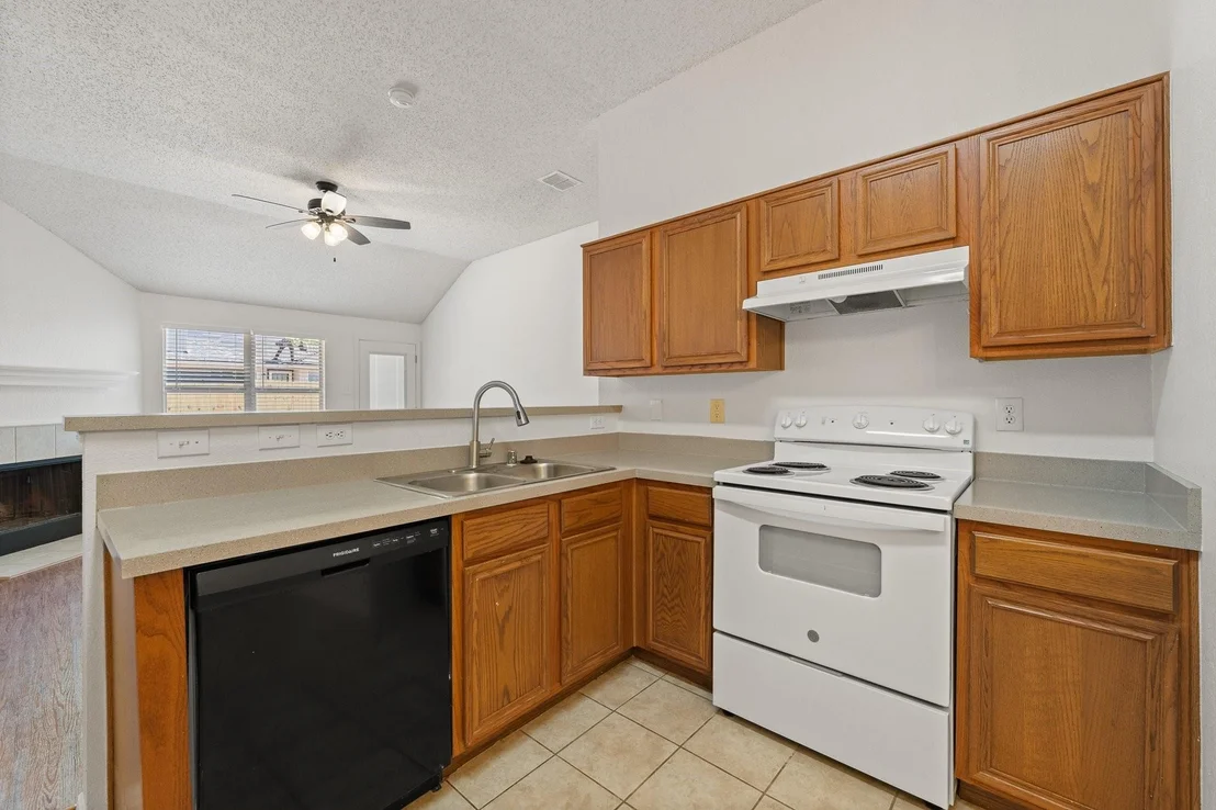 Photo of 832 Beaver Creek Drive
