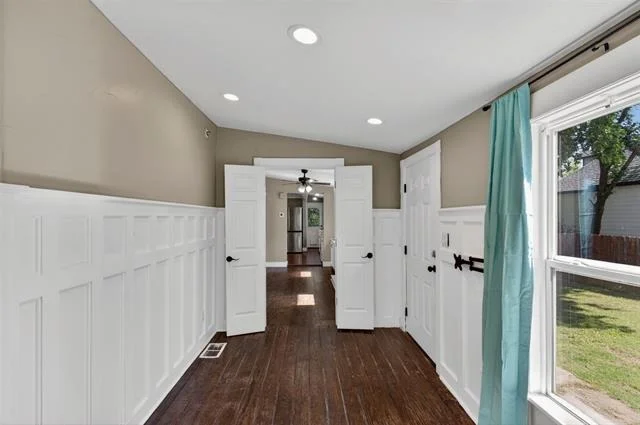 Photo of 715 W Munson Street