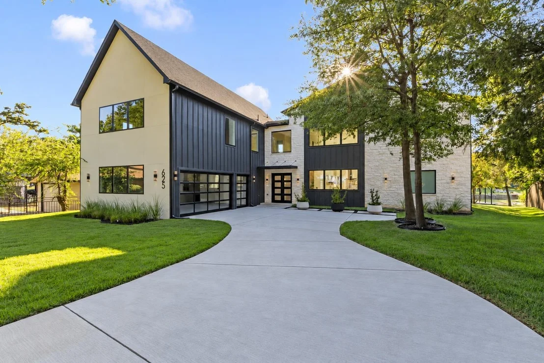 Photo of 625 Turner Drive