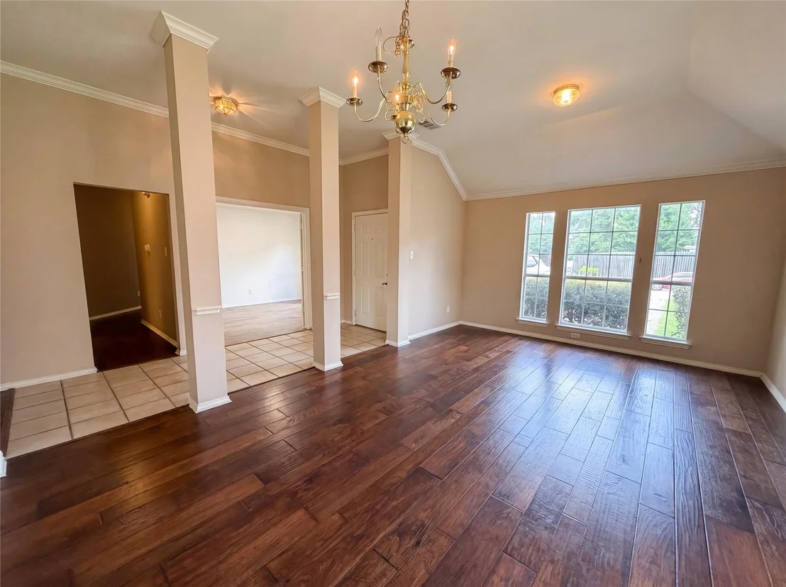 Photo of 525 Hidden Oak Lane