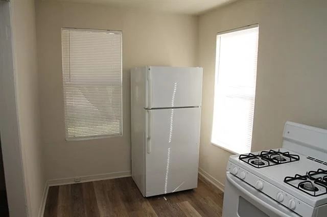 Photo of 415 Hallvale Drive