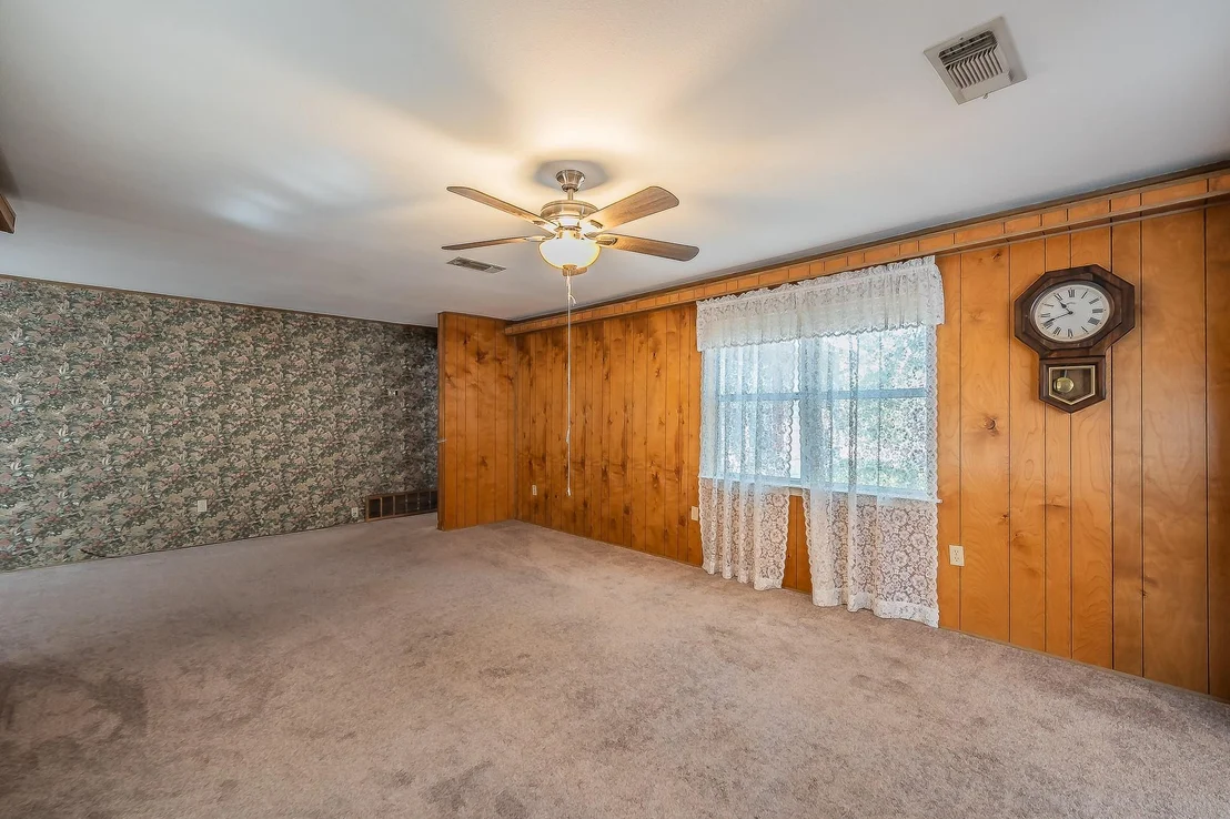 Photo of 1812 Highland Drive E
