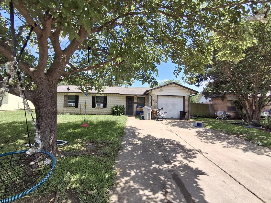 Photo of 1510 Carson Drive