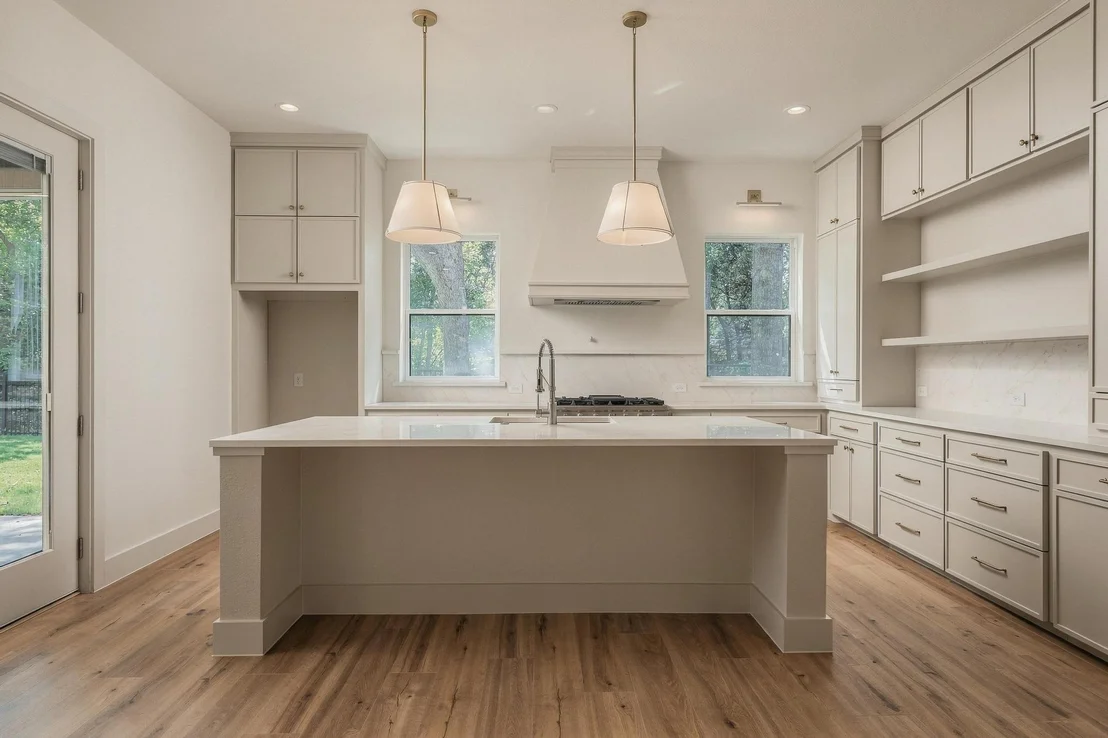 Photo of 2510 Creekbend Circle