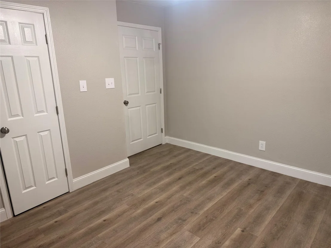 Photo of 112 Myrtle Dr