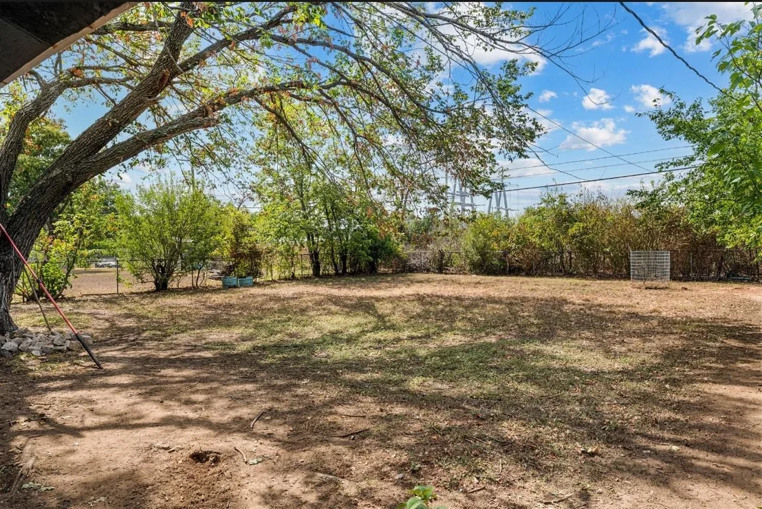 Photo of 140 Shirley Drive