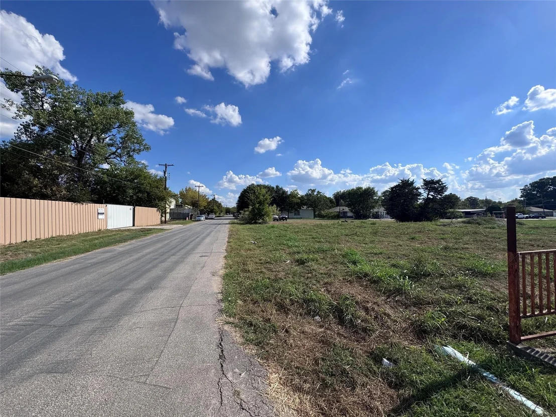 Photo of 3733 Kolloch Drive