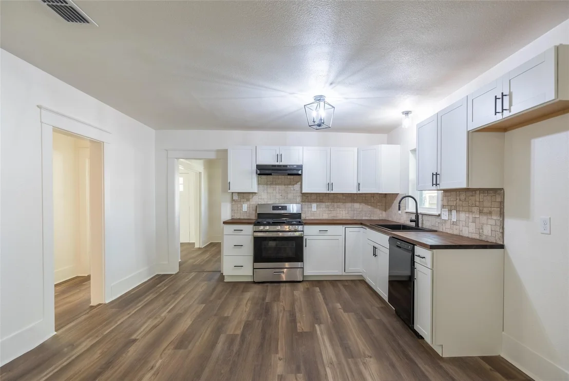 Photo of 1325 Highland Avenue