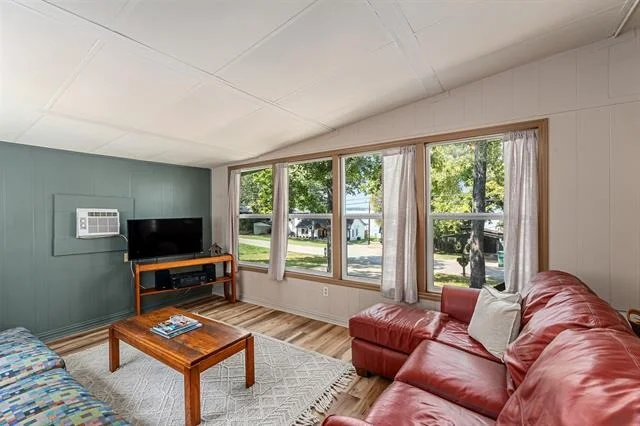 Photo of 306 Dyer Circle