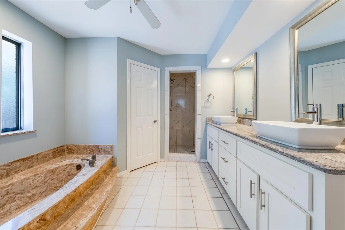 Photo of 2300 San Gabriel Drive