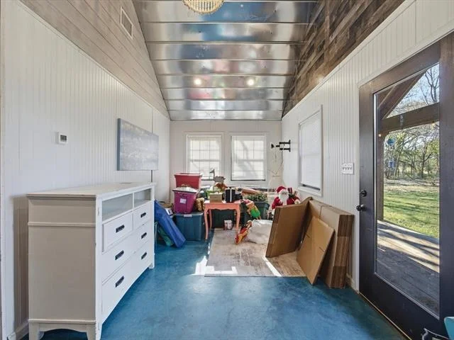 Photo of 11300 Massey Road