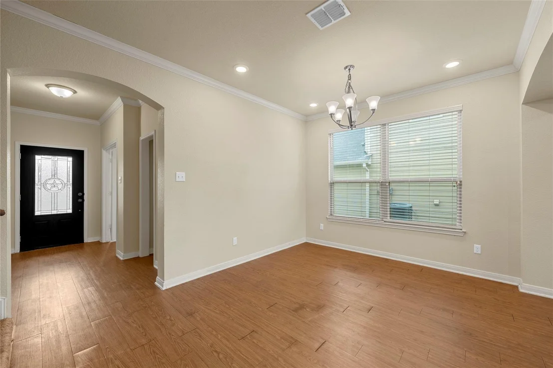 Photo of 10249 Biltmore Drive