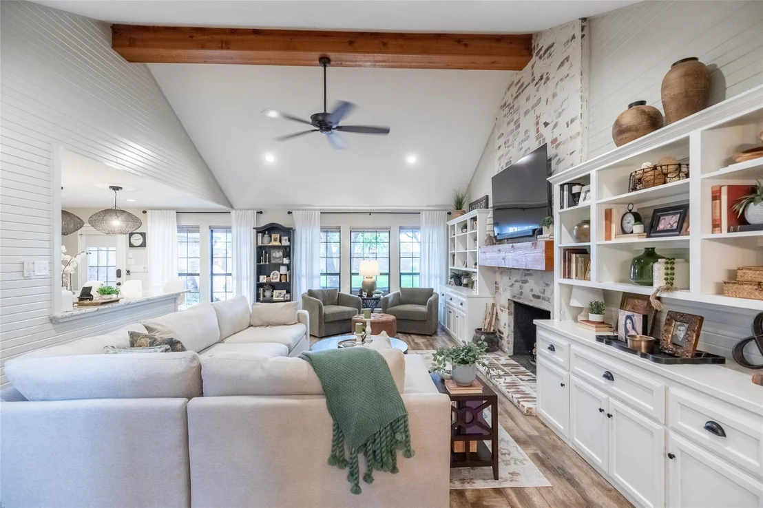 Photo of 23 Lytle Place Drive