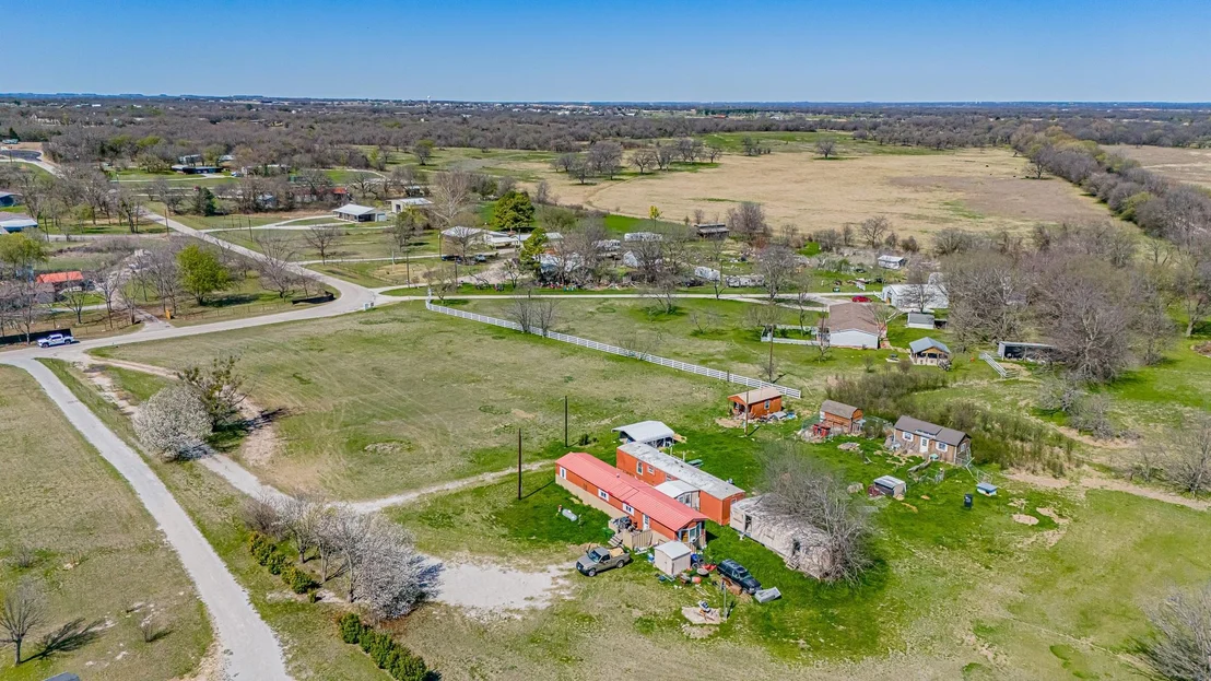 Photo of 528 Stonegate Drive