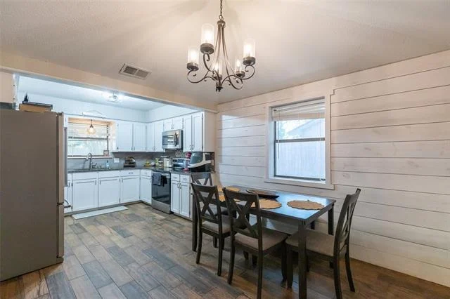 Photo of 3233 Pheasant Drive
