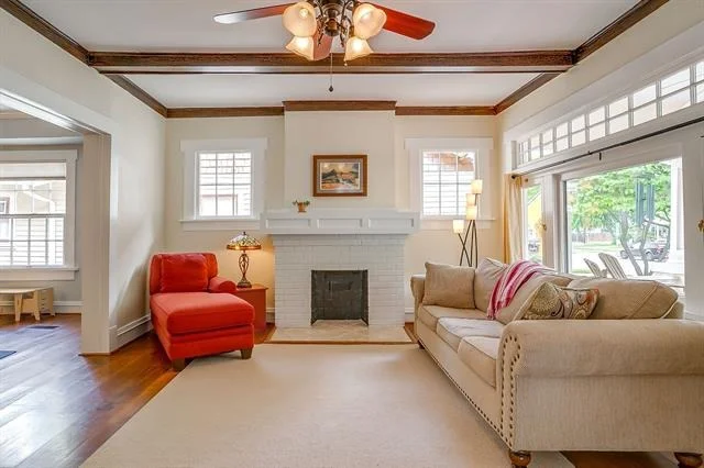 Photo of 2012 Fairmount Avenue