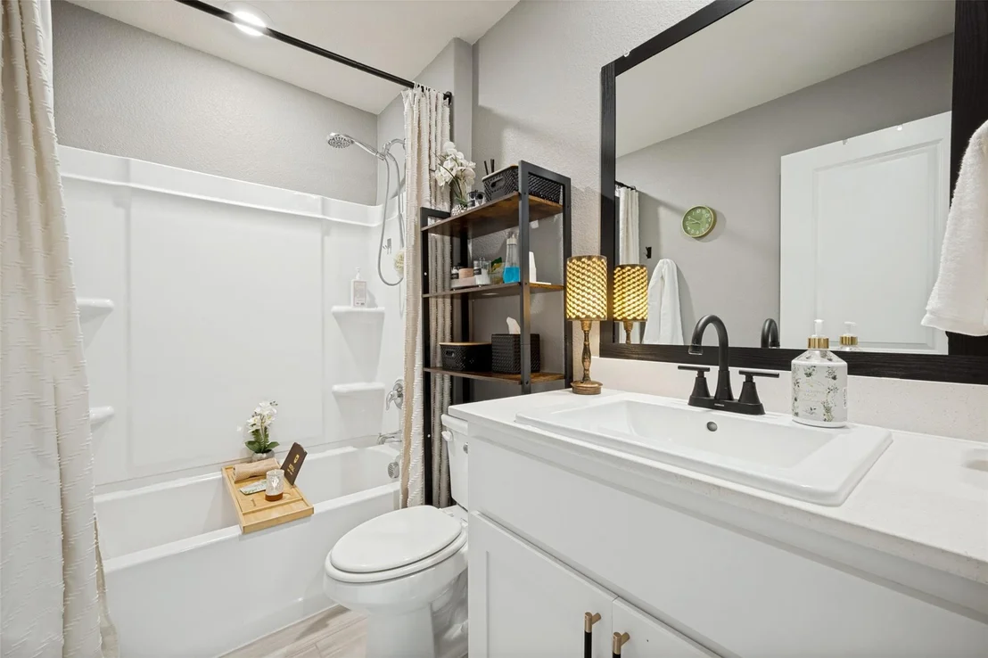 Photo of 5529 Legends Way
