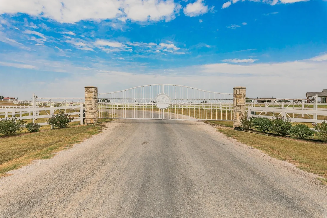 Photo of 335 County Road 1264