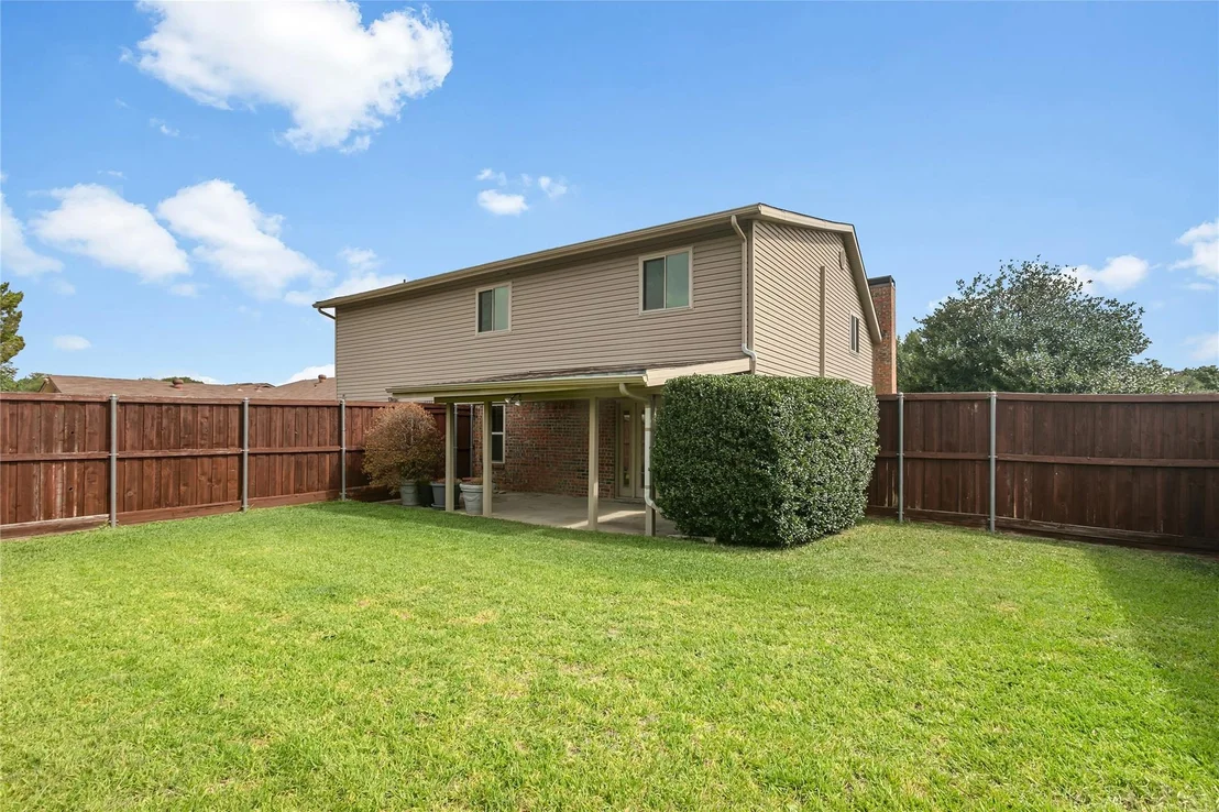 Photo of 3302 Ivanhoe Lane