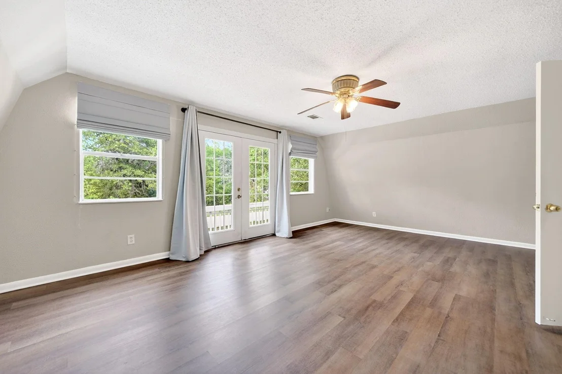 Photo of 7115 Brokenbow Drive