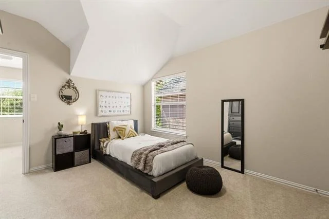 Photo of 404 Fairway Bluff Drive