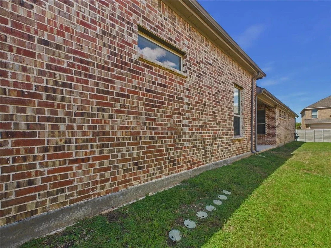 Photo of 916 Boardwalk Way