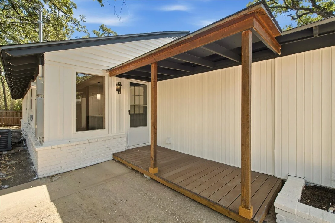Photo of 5725 Jacqueline Road