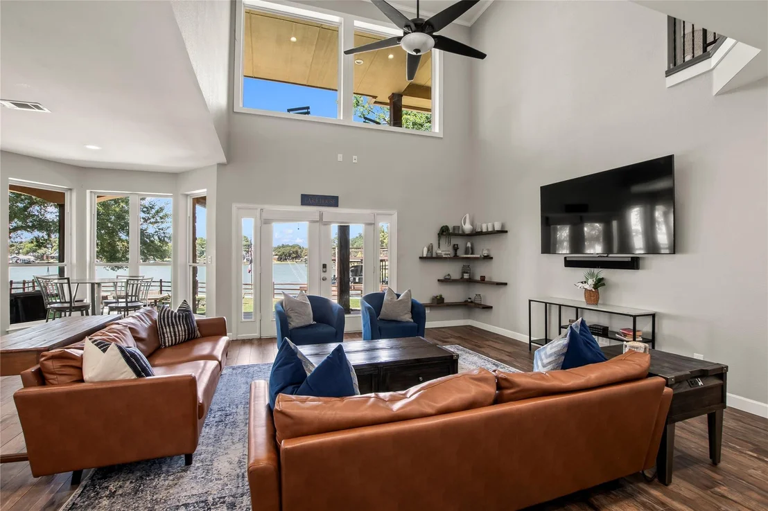 Photo of 152 Sunset Drive