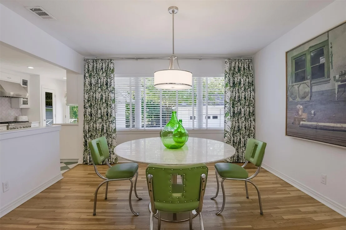 Photo of 1320 Barnes Drive
