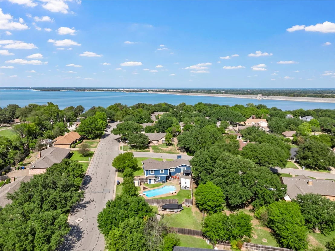 Photo of 4324 Green Point Drive