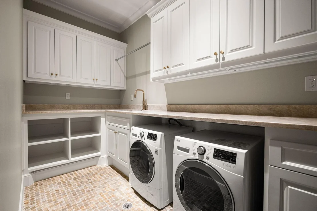 Photo of 3517 Mockingbird Lane