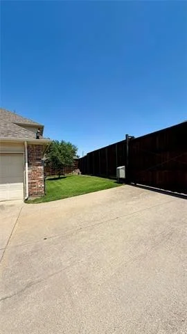 Photo of 3955 Luke Lane