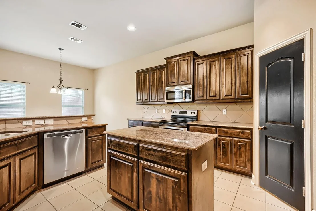 Photo of 126 Fox Hollow Boulevard