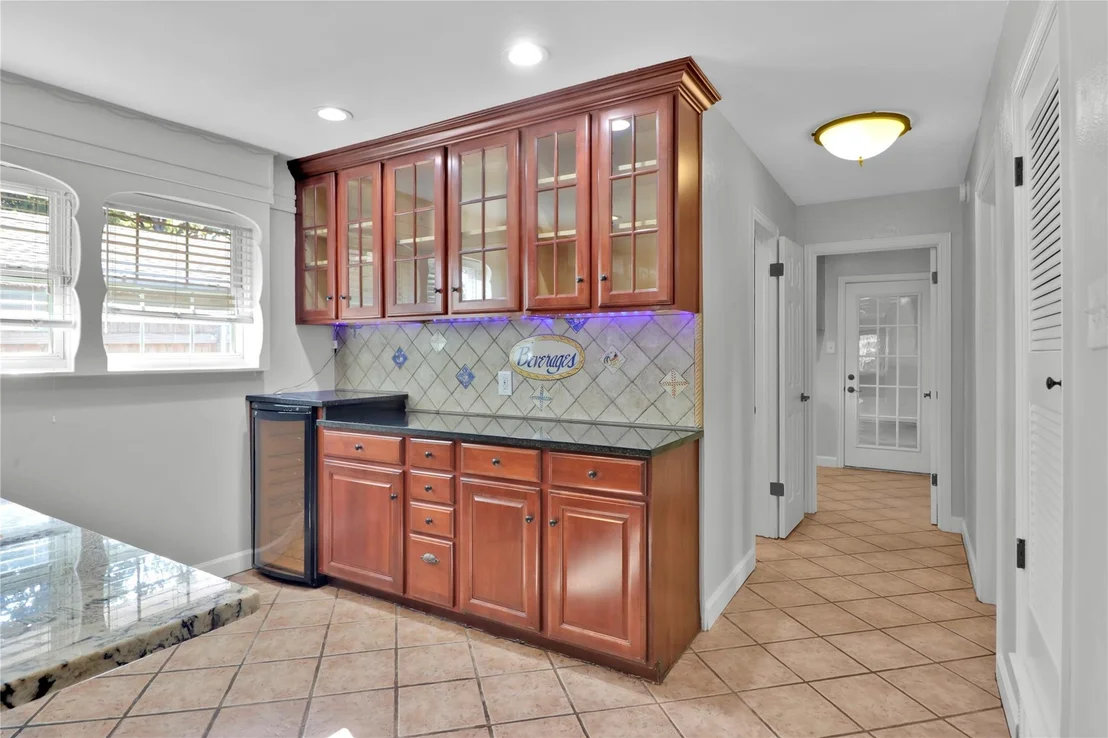 Photo of 2706 Oak Cliff Lane