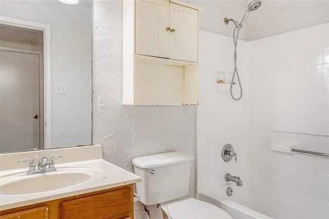 Photo of 7845 Whitney Lane