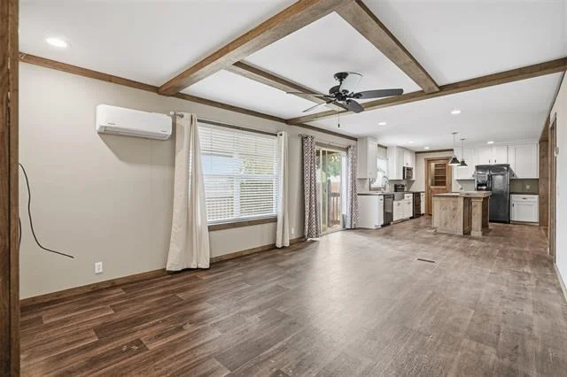 Photo of 3101 Hilltop Road