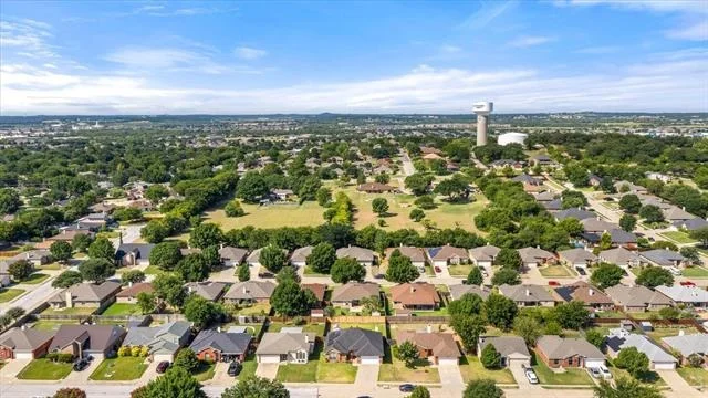 Photo of 621 Creekview Drive