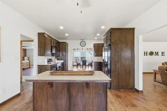 Photo of 301 Rhoades Lane
