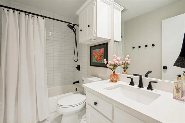 Photo of 4015 Lawngate Drive