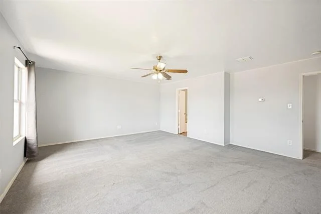 Photo of 920 Kendall Drive