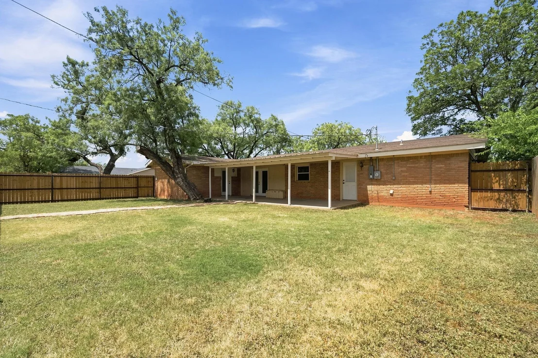 Photo of 1801 Mimosa Drive