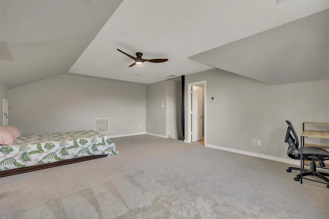 Photo of 12701 Welsh Walk