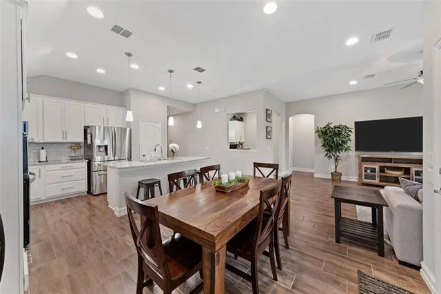 Photo of 3833 Bennett Trail
