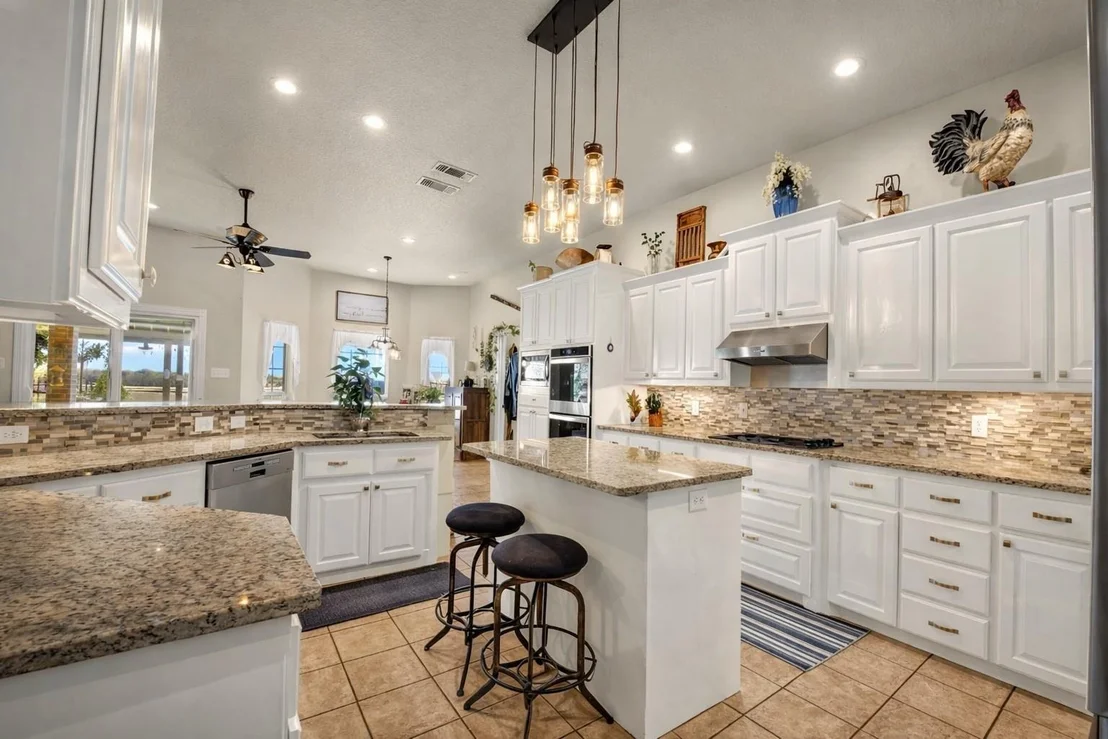 Photo of 737 County Road 4699