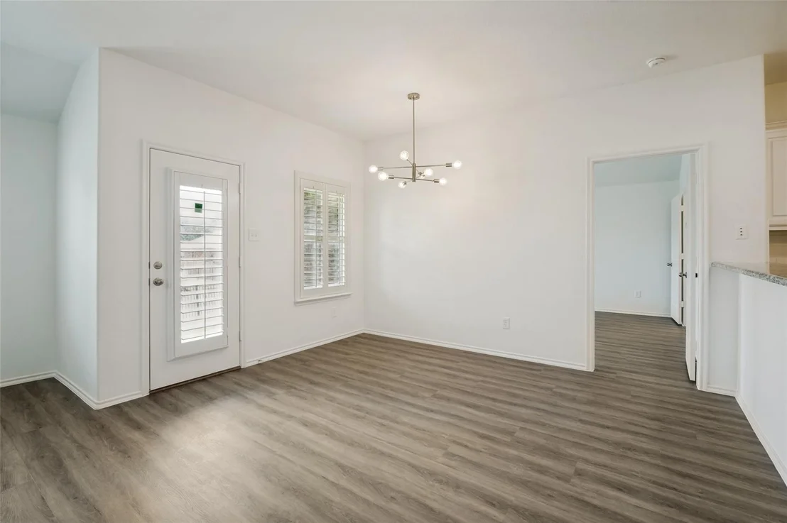 Photo of 1097 Luton Drive