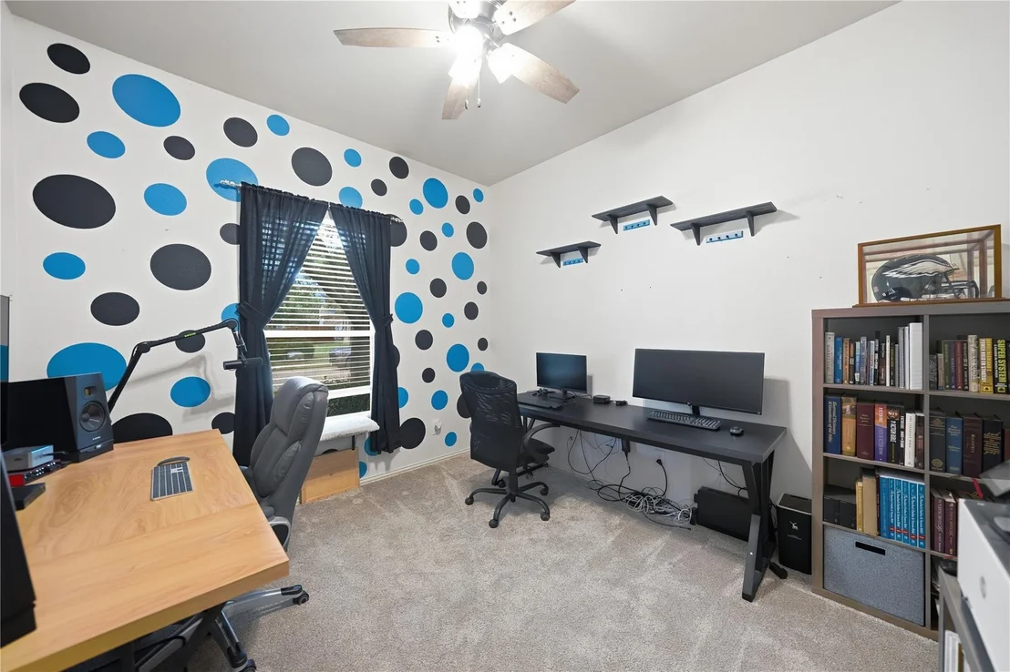 Photo of 1003 Killian Drive