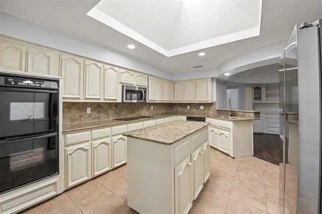 Photo of 9145 Drumcliffe Lane