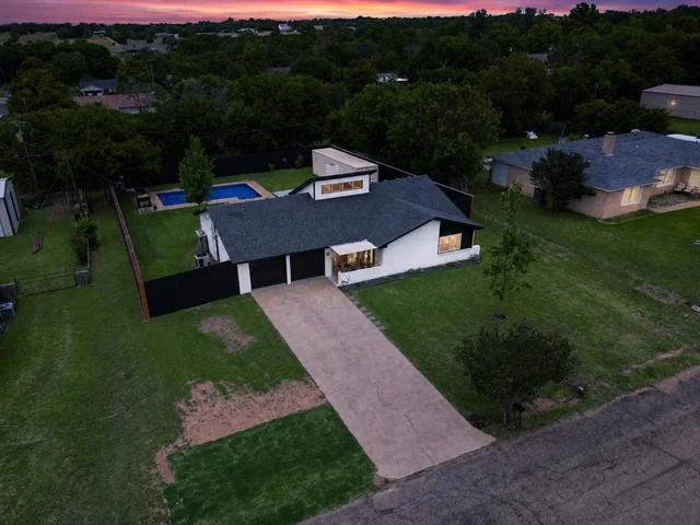 Photo of 139 Moses Manor Drive